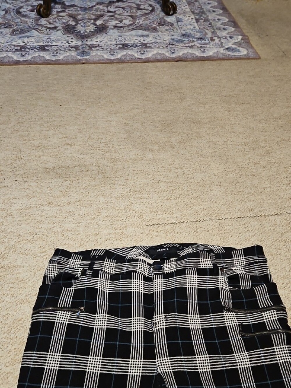 torrid Black & White Plaid Cropped Pants With Side Zippers - Picture 3 of 7